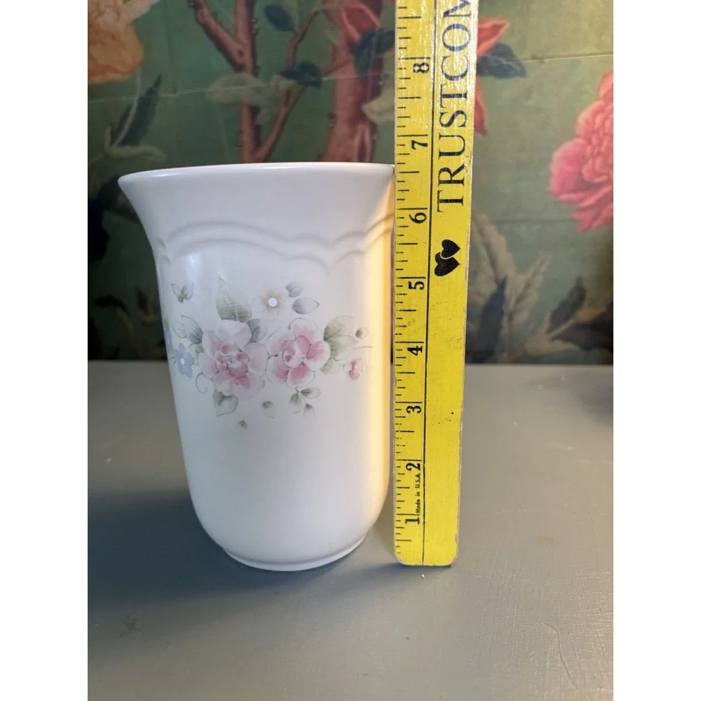 Pfaltzgraff Tea Rose Utensil Crock Floral Stoneware Grandmillennial Kitchen